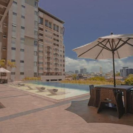 City View At The Persimmon Studios Cebu Εξωτερικό φωτογραφία